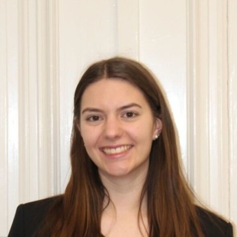 Janina <br class='line_break'>Gräfnitz